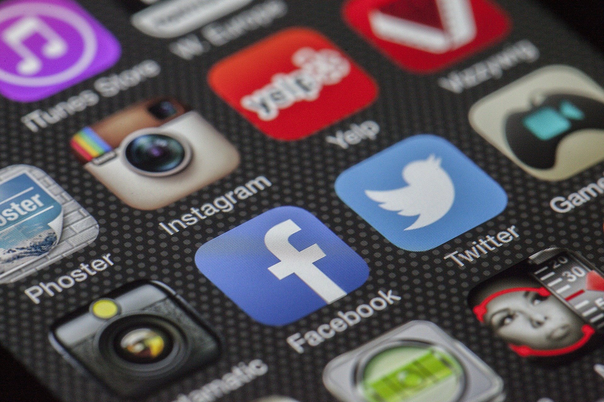 SocialMediaforDentalPractices How dental practices can leverage social media