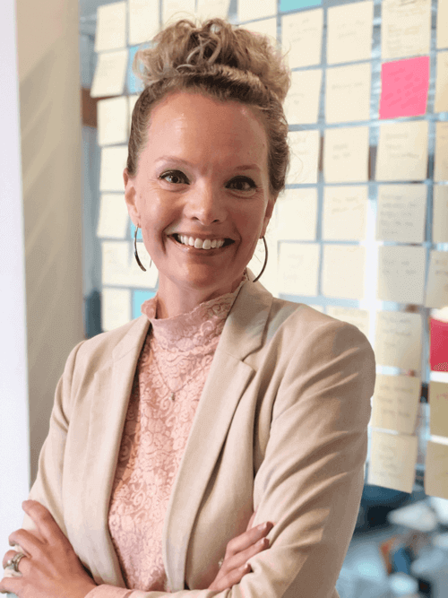Wendy O’Donovan Phillips, CEO – Big Buzz Inc. Wendy O’Donovan Phillips, CEO - Big Buzz Inc.